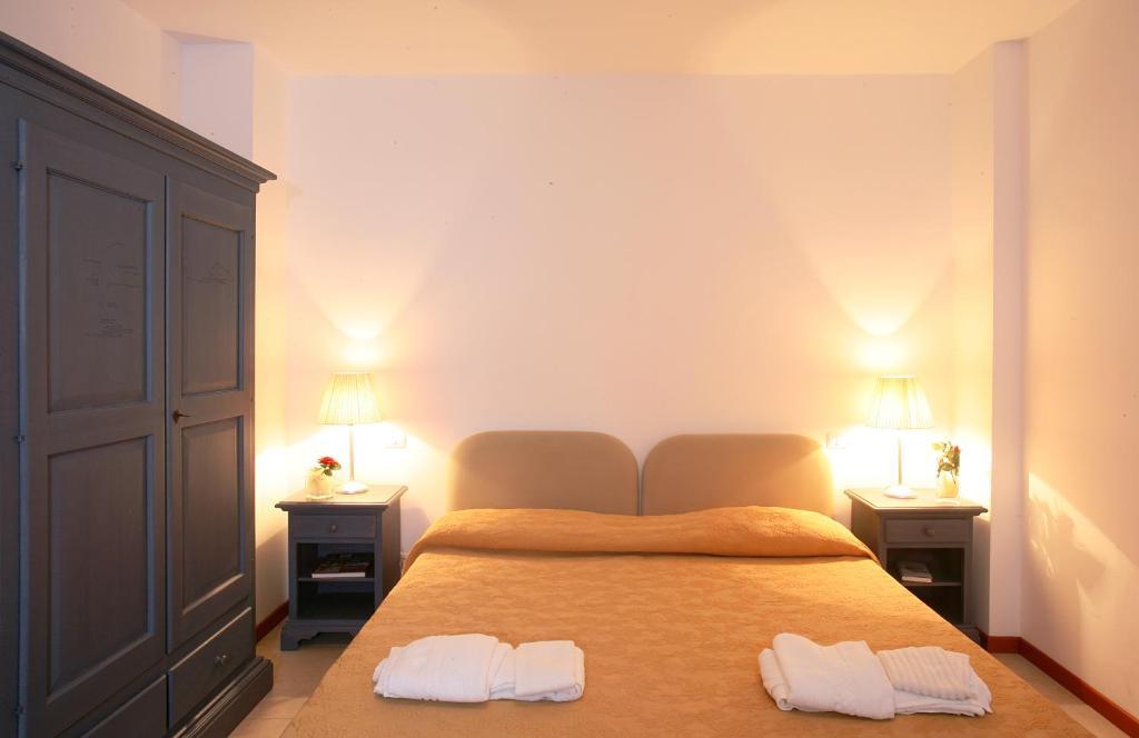 Borgo San Sebastiano Aparthotel *