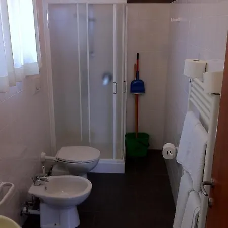 Residence Borgo San Sebastiano Bergeggi Kamer foto